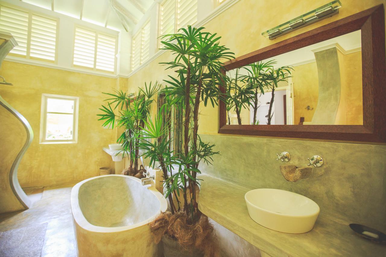 Karmel Villa Thalduwa Island - Five Bedroom Luxury Villa With Private Pool アハンガマ エクステリア 写真